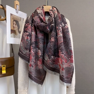 Retro sika deer jacquard scarf with artistic floral patterns and short fringes