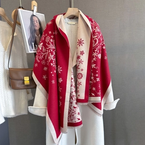 Écharpe châle d'hiver à fleurs rouge et beige en cachemire synthétique et franges