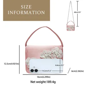 Guide des tailles détaillant les dimensions du sac de soirée rose à fleurs