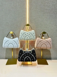 Pochettes de soirée élégantes avec perles et strass en blanc, beige, rose et noir
