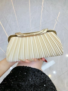 Women Pleated Evening Bag Rhinestone Metal Handle Elegant Polyester Satin Clutch With Detachable Chain Shoulder Bag For Wedding Banquet Party Lady Fashion Purse