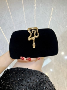 Luxury Velvet Evening Clutch Bag For Women With Metallic Snake Shaped Buckle Rhinestone Inlaid Chain Shoulder Handbag For Wedding Party