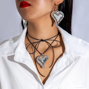 Heart Pendant Necklace And Earrings Alloy Resin Minimalist Cord Jewelry For Women Liquid Metal Style