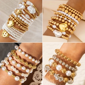 Bracelet À Künstliche Perles Avec Künstliche Perles D'Imitation Et Breloques Cœur En Alliage Bijoux De Mode Bohème Multi Couches Pour Femmes Accessoire Élégant