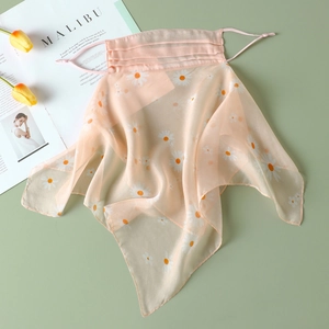 Silk floral sun protection face mask with daisy print and adjustable ear loops