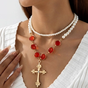 Collana Doppio Filo Barocca Vintage Con Gemme In Vetro Rosse Künstliche Perle Sintetiche E Ciondolo A Croce Gioielli Eleganti Donna