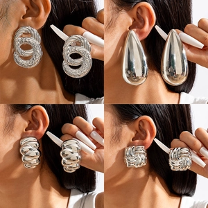 Grandes Boucles D'Oreilles Géométriques En Métal Pour Femmes Goutte Fleur Design Torsadé Bijoux De Mode