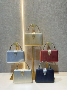 Luxury snakeskin pattern evening clutch bag with metal handle and leaf clasp in five colors