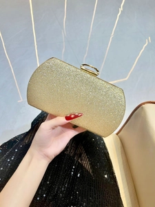 Pochette de soirée dorée scintillante avec fermoir métallique pour robe de bal
