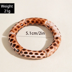 Retro leopard print elastic tube bracelet made of acrylic with 5.1cm inner diameter