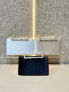 Pochettes de soirée élégantes en velours blanc champagne et noir avec poignée en strass