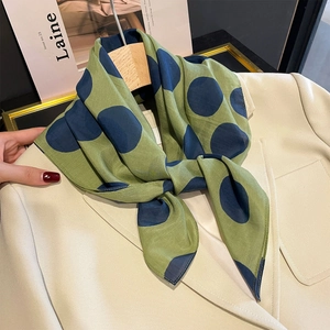 Foulard Quadrato da Donna Elegante a Pois Misto Seta di Gelso e Cotone Satin Leggero Piccolo Foulard per Ufficio Accessori Quotidiani