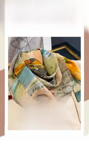 Texture détaillée du foulard carré en soie et coton avec motif abstrait d'art coloré