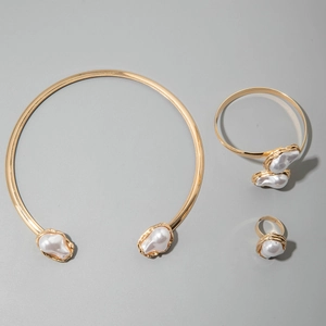 Baroque irregular pearl necklace bracelet and ring set in polished gold finish