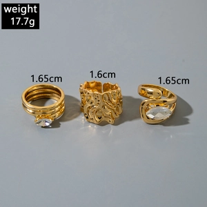 Détails de taille et poids d'un ensemble de 3 bagues en alliage doré avec zircons