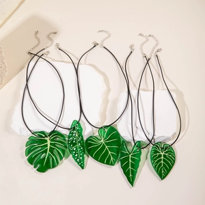 Mode Grüne Acryl Blatt Anhänger Halskette Tropisch Monstera Begonie Botanisch Schmuck Für Damen Täglich Urlaub Geschenk