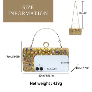 Size chart for rhinestone evening bag showing dimensions 22x15x4cm and chain strap length