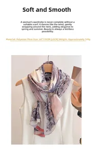 Détail d'une écharpe légère en polyester à fleurs 60x170cm avec impression de qualité
