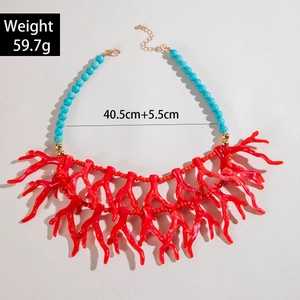 Détail du collier bohème en forme de corail avec spécifications de poids et de taille