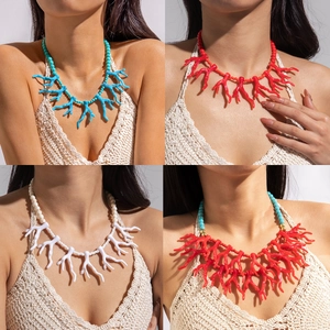 Collier Plastron Pendentif Corail Acrylique Bijoux Perles Bohème Femmes Vacances Style Rétro Parure De Plage