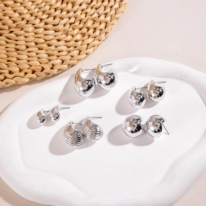 Mirror Polish Silver Tone Geometric Earrings Minimalist Water Drop Chunky C Shape Metallic Jewelry For Women With Iron Post