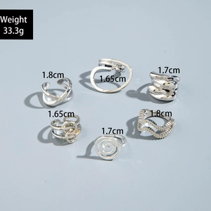 Detailed size and weight specifications for a 6-piece silver geometric ring set