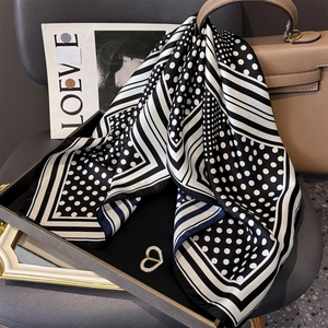Carré De Satin En Satin De Mûrier Sergé Imprimé À Pois Élégant Foulard De Cou Tête Bandana Accessoire De Sac À Main