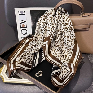 Leopard Print Square Scarf Pure Mulberry Satin Twill Stripe Border Fashion Elegant Neck Wrap For Women