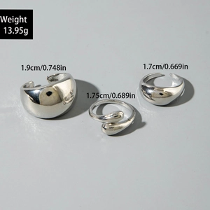 Detailsicht auf silberne Stapelringe Set mit Größen 1,9cm, 1,75cm und 1,7cm in 13,95g