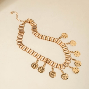 Collier bohème vintage doré avec maillons géométriques et pampilles rondes