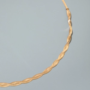 Catena da corpo dorata a doppio strato con trama a serpente e paillettes metalliche