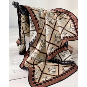 Elegant silk twill scarf with horse head print and geometric patterns in beige and brown