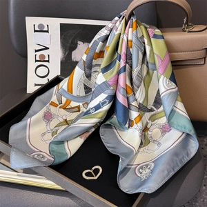 Elegant Square Scarf Mulberry Satin Twill Equestrian Horsebit Chain Print Color Block Neckerchief For Women Soft Fashion