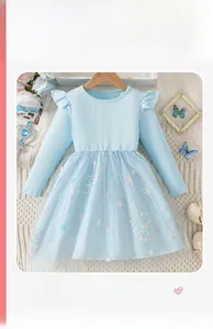 Détails de la robe bleu clair pour filles avec broderie flocon de neige et jupon en tulle doux