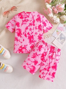 Pink tie-dye two-piece summer set with short-sleeve t-shirt and elastic shorts for girls