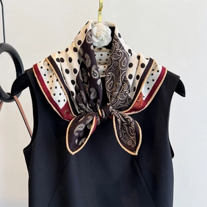 Elegant Silk Wool Square Scarf For Women Paisley Polka Dot Printed Head Scarf Neck Scarf Versatile Fashion Soft Shawl Accessories