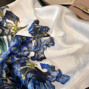 Carré en soie artistique avec motif iris de Van Gogh sur fond de cuir de haute qualité