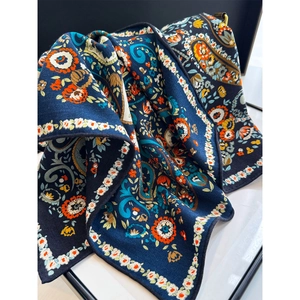 Klassisches Seidenwollschal-Set mit Paisleymuster in Dunkelblau und Orange, Twill-Struktur