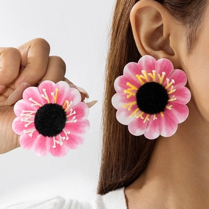 Pink and white gradient sunflower earrings with 3D floral design for women