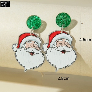 Détail de boucles d'oreilles Père Noël en acrylique avec mesure de 4,6cm et poids 6,2g