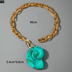 Collier bohème à grosse chaîne dorée et pendentif étoile de mer turquoise vif