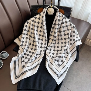 Großer Quadratischer Schal Polyester Satinnimitat Köper Geometrischer Blumendruck Griechisches Muster Französisch Elegant
