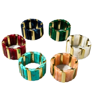 Ensemble de bracelets extensibles rétro en perles acryliques avec séparateurs dorés