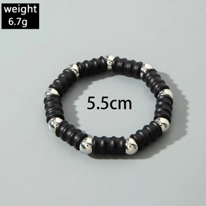 Detail shot of acrylic beaded bracelet showing 6.7g weight and 5.5cm diameter size
