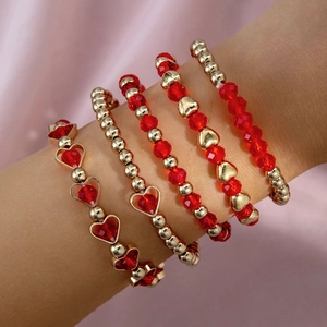 Süßes Rotes Perlenarmband Herz Mehrlagig Romantisch Goldfarben Strass Stapelbar Charm Armband Für Damen Valentinstag Geschenk