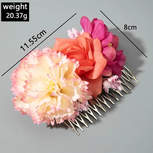 Detail view of colorful floral hair comb with precise weight 20g and 11.5cm size markings