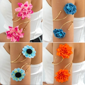 Mode 3D Stoff Blume Offen Armreif Armband Metall Spirale Oberarm Manschette Böhmischen Urlaub Schmuck Für Frauen