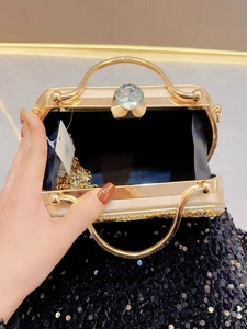 Sparkling crystal evening clutch bag with gold frame and chain strap for parties