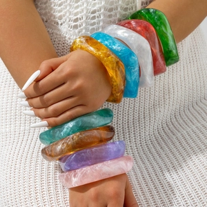 Brazalete de Resina con Patrón de Mármol con Purpurina Transparente Moda Occidental Geométrico Cuadrado Redondo Joyería Mujer
