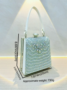 Luxuriöse weiße Abendtasche mit funkelnden Strass-Blumenmustern und Goldrahmen